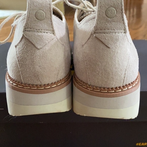 BNWT women’s caterpillar WindUp lace up - Picture 6 of 7